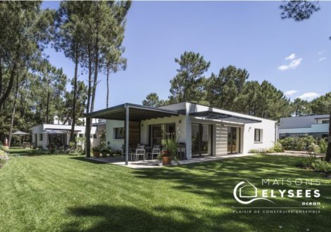 Maison contemporaine sur un golf